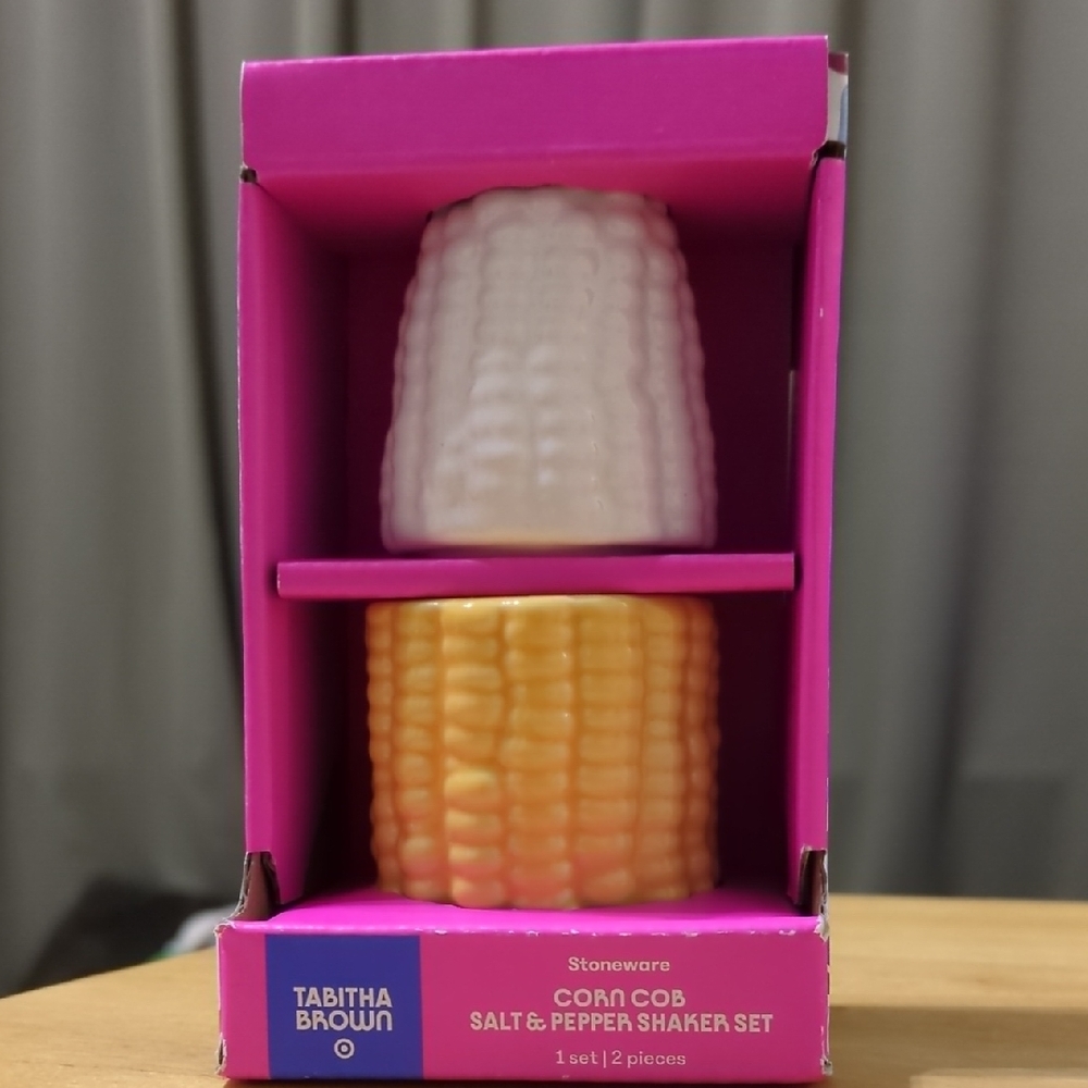 Corn Cob Salt & Pepper Shaker Set